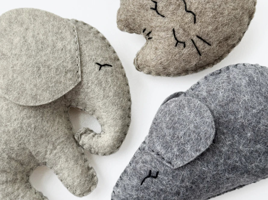 ELEPHANT OM with Mint