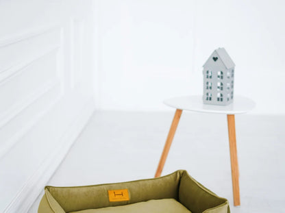 Dog Bed Dreamer Velour Wine