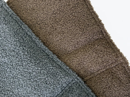 URBAN FUR Faux fur dog mat for miniature and small dogs / Waterproof / Double-sided