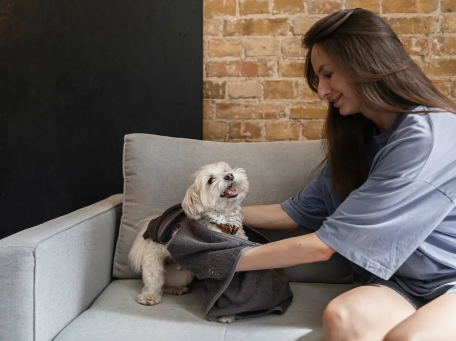 FLUFFY  Handtuch mit Taschen